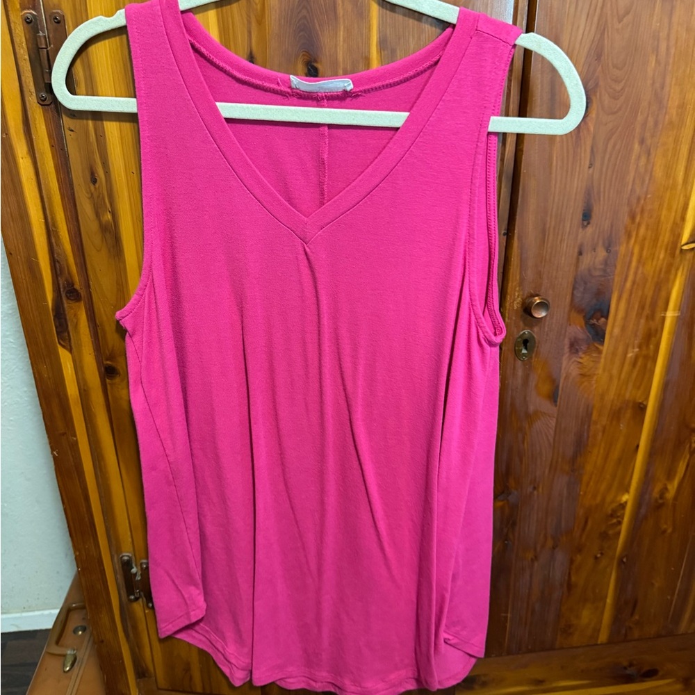Zenana Outfitters Fuchsia Tank Top